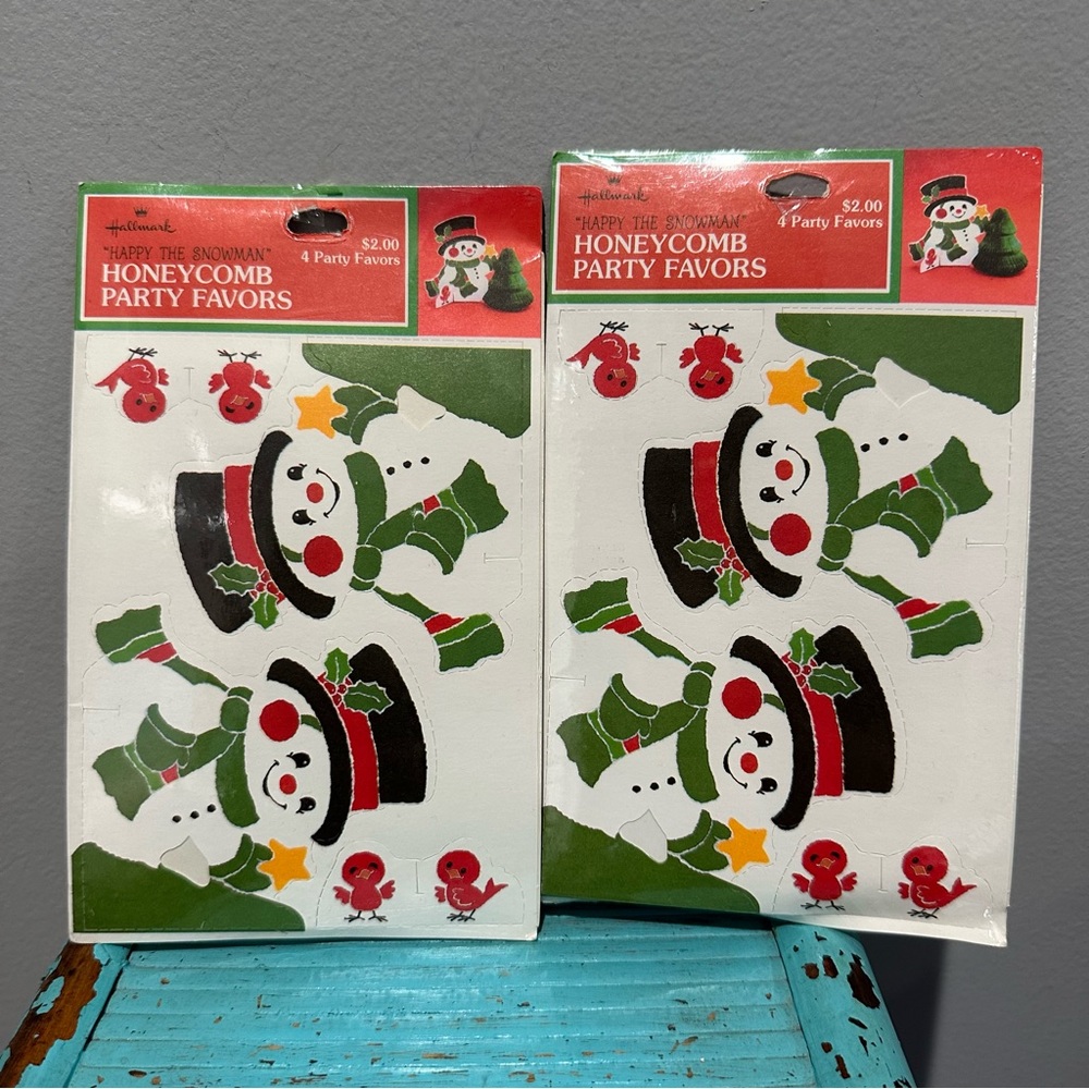 NEW Vintage Hallmark Happy The Snowman HoneyComb Tree Party Favors